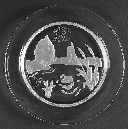 Nymphea Swan - Boxed
