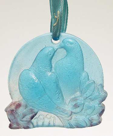 Daum Christmas Ornament-Crystal Two Turtledoves - No Box