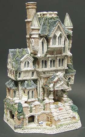 Main Collection Haunted House - With Box