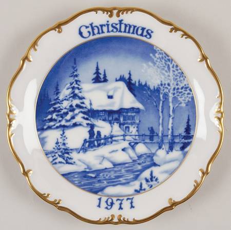 Dresden Christmas Plate Old Mill Hexenlocj Val - Boxed