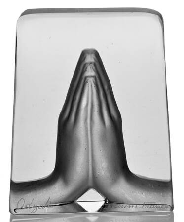 Daum Figurines Peace (Praying Hands) - With Box