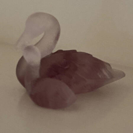 Daum Figurines Swan Pair-Purple - With Box