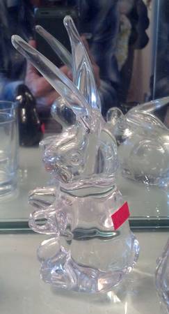 Daum Figurines Rabbit Sitting - No Box