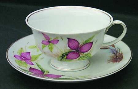Wildflowers of America Cup & Saucer Wake Robbin - No Box