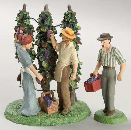Seasons Bay Gathering Grapes-Set Of 2 - No Box