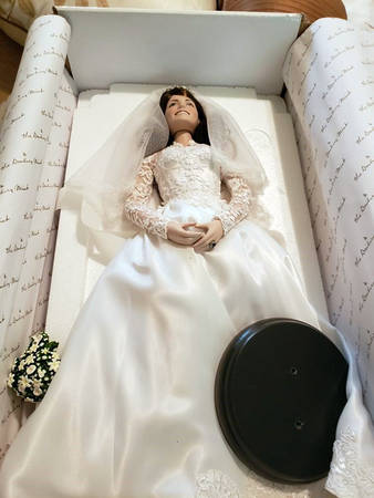 Royal Wedding Princess Kate-Bride - Boxed