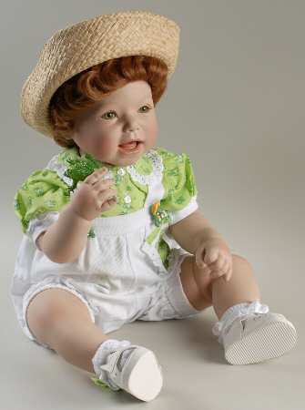 Danbury Mint Dolls Look What I Found - No Box