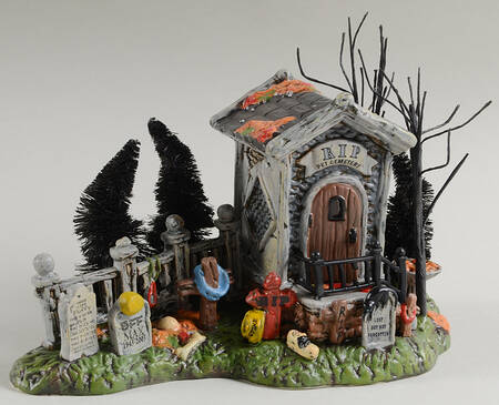 Snow Village Halloween R.I.P. Cemetery - With Box Bx706