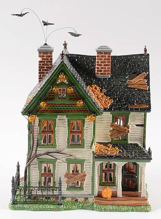 Snow Village Halloween Spooky Farmhouse - Boxed