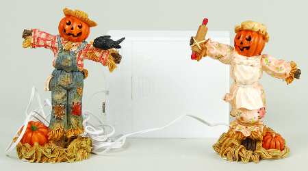 Snow Village Halloween Lighted Halloween Scarecrows - No Box