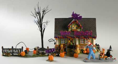 Snow Village Halloween 1031 Trick Or Treat Dr-Set Of 8 - Boxed