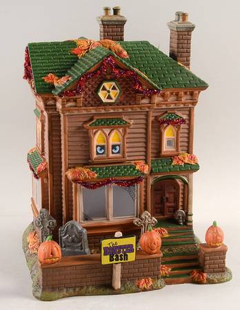 Trick Or Treat Lane - Snow Village Halloween Monster Mash Party House - Boxed