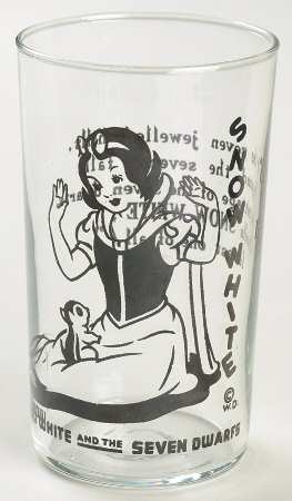 Snow White and the Seven Dwarfs (Glasses) by Disney