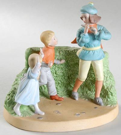 Fairy Tale Figurines The Pied Piper - No Box