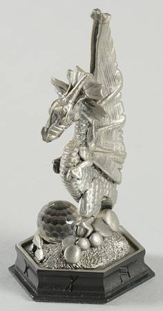 Fantasy of the Crystal Chess Set Jalgraxa The Dragon - Knight 1-Black Chess Piece