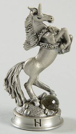 Fantasy of the Crystal Chess Set Drummen The Unicorn - Knight1-White Chess Piece