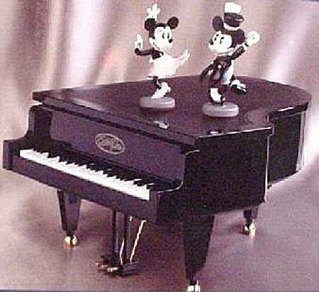 Disney Figurines Swing Time Musical Piano-Set Of 3 - No Box