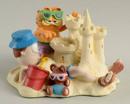 Garfield America's Favorite Cat Crowning Achievement - Boxed
