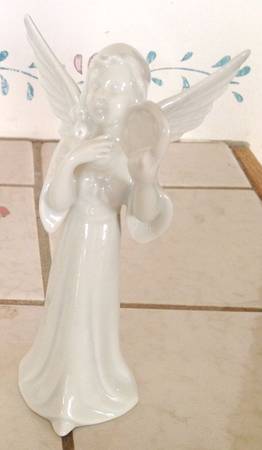 Angel Musicians #7 Angel With Tambourine - No Box