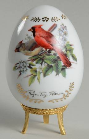 Songbirds Porcelain Egg Cardinal - Boxed