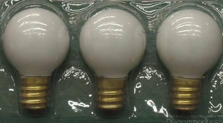 General Village Electrical Replacement Round Light Bulbs - Boxed