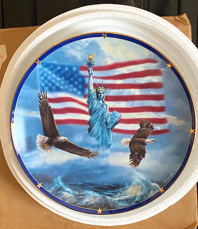 Spirit of America America Stands Proud - No Box