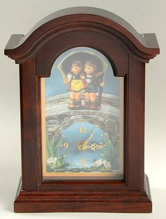 Hummel Clock Stormy Weather - No Box