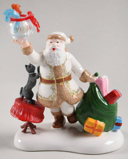 Santa Comes To Town by Department 56