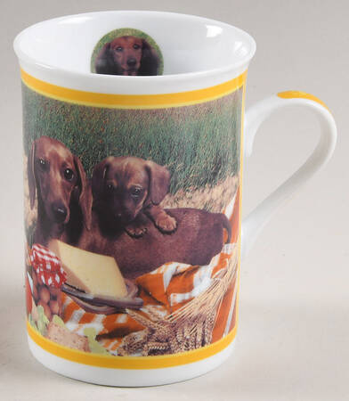 Darling Dachshunds Picnic Time - No Box
