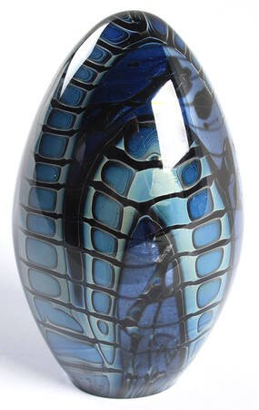 Eickholt Studios Crystal Paperweight Egg-Blue Reptile-Like Design - No Box by Eickholt Studios