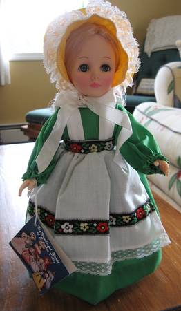 Storybook Dolls Mother Hubbard - Boxed