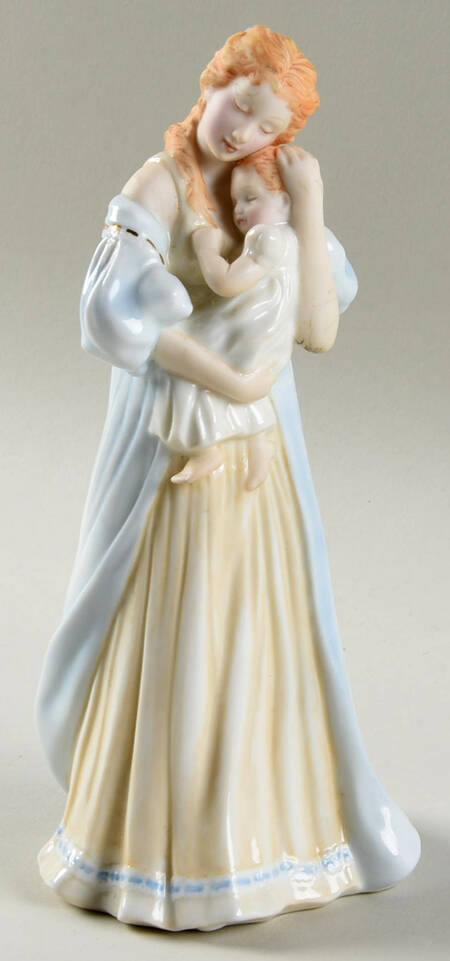 Franklin Mint Figurines A Mother's Love - Glenis Devereux - No Box