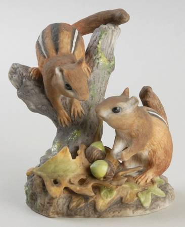 Franklin Mint Figurines Chipmunks In Autumn - No Box