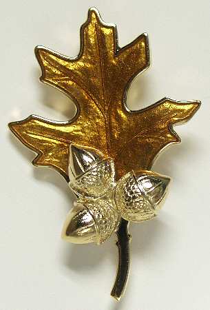 Fine Enamels Jewelry Oak Leaf & Acorn-Gold - Boxed