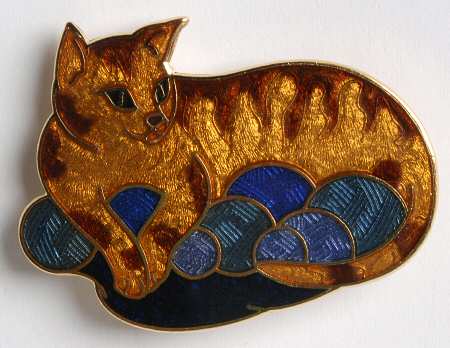 Fine Enamels Jewelry Cat With Yarn-Ginger - No Box
