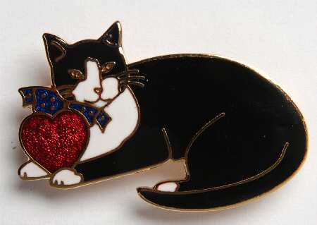 Fine Enamels Jewelry Cat With Heart - No Box