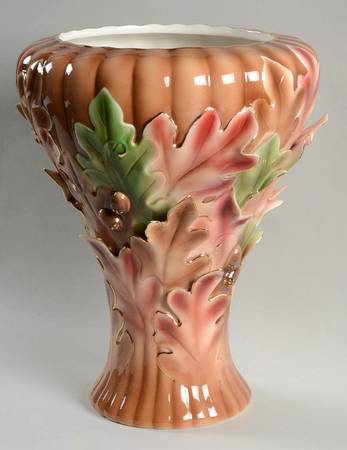 Golden Leaf & Acorn Vase - No Box