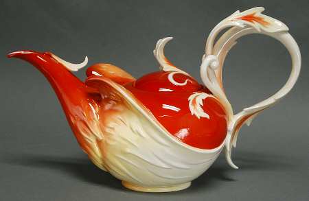 Phoenician Flight Tea Pot With Lid - Boxed