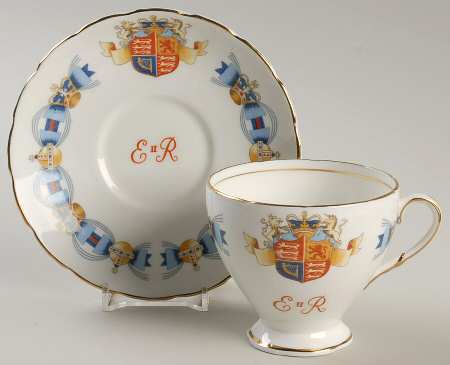Foley Royalty Commemorative Giftware Elizabeth Ii Coronation Cup & Saucer - No Box