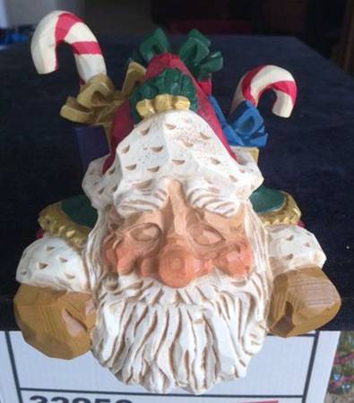 Christmas Figurines Santa Face Shelf Sitting - No Box