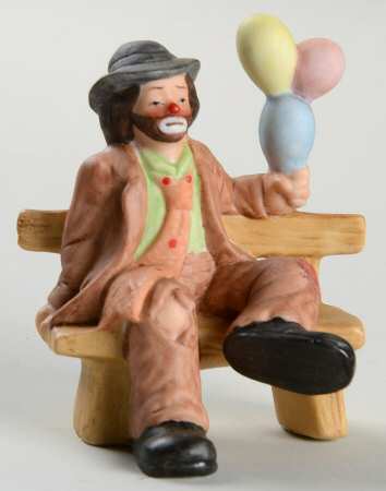 Emmett Kelly Jr Collection Mniatures On Bench-With Balloons - No Box