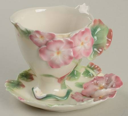 Floral Cup & Saucer Geranium Flower-Cup & Saucer - With Box