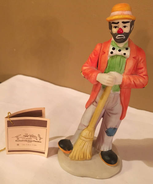 Emmett Kelly Jr-Open Edition Figurines Cleaning Up - Boxed
