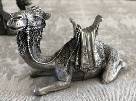 A Child Is Born Nativity Camel-2 Rope Tassels - No Box
