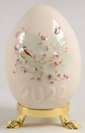 Goebel Easter Egg Birds On Trees - Boxed