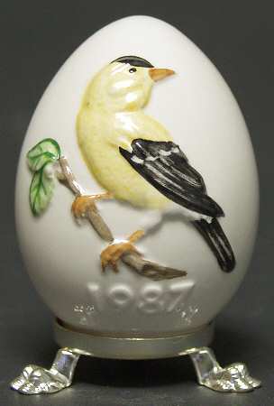 Goebel Easter Egg Goldfinch - No Box
