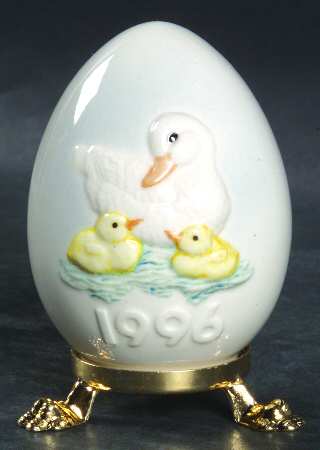 Goebel Easter Egg Duck & Ducklings - Boxed
