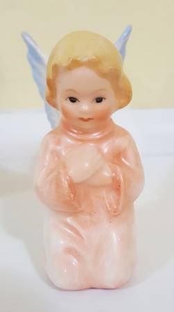 Goebel Figurines Angel Praying-Pink - No Box