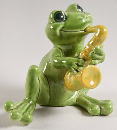 Animals-Figurines Frog Playing A Saxophone - No Box