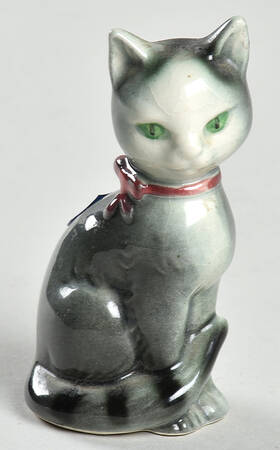 Animals-Figurines Tabby Cat W/Pink Collar Sitting - No Box
